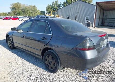 2007 Honda Accord 2.4 Lx z USA, uszkodzony, nr VIN 1HGCM56457A229465